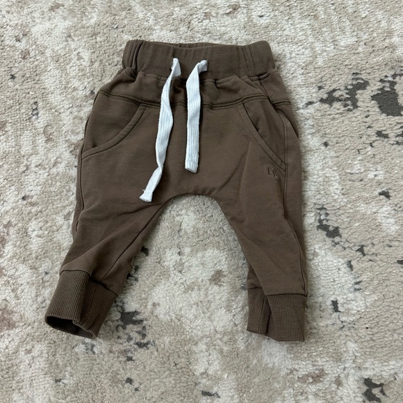 Baby Little Bipsy Brown Jogger Pants Size 0-3 months - Picture 1 of 4